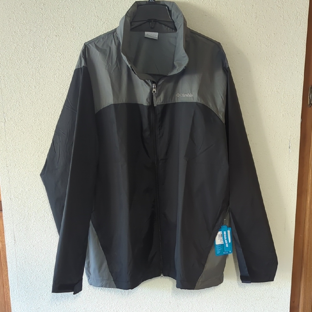 Columbia Men's Two-Tone Windbreaker